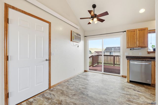 757 OLD CAVALRY RD, Rapid City, SD 57719