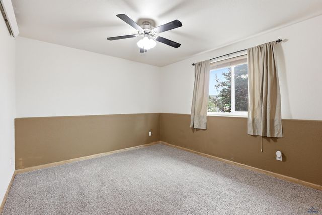 757 OLD CAVALRY RD, Rapid City, SD 57719
