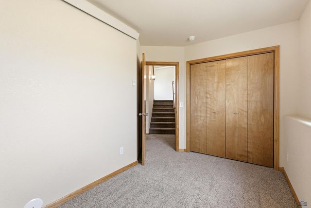 757 OLD CAVALRY RD, Rapid City, SD 57719