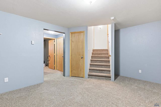757 OLD CAVALRY RD, Rapid City, SD 57719
