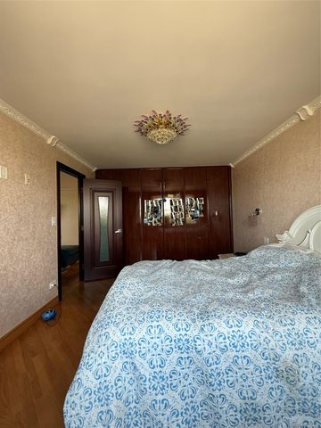 61-20 Grand Central Parkway C 905, Forest Hills, NY 11375
