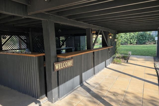 16932 W Calder Dr, West Palm Beach, FL 33470