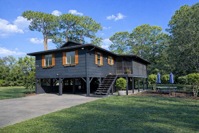 16932 W Calder Dr, West Palm Beach, FL 33470