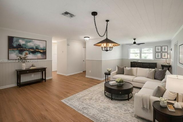 16932 W Calder Dr, West Palm Beach, FL 33470