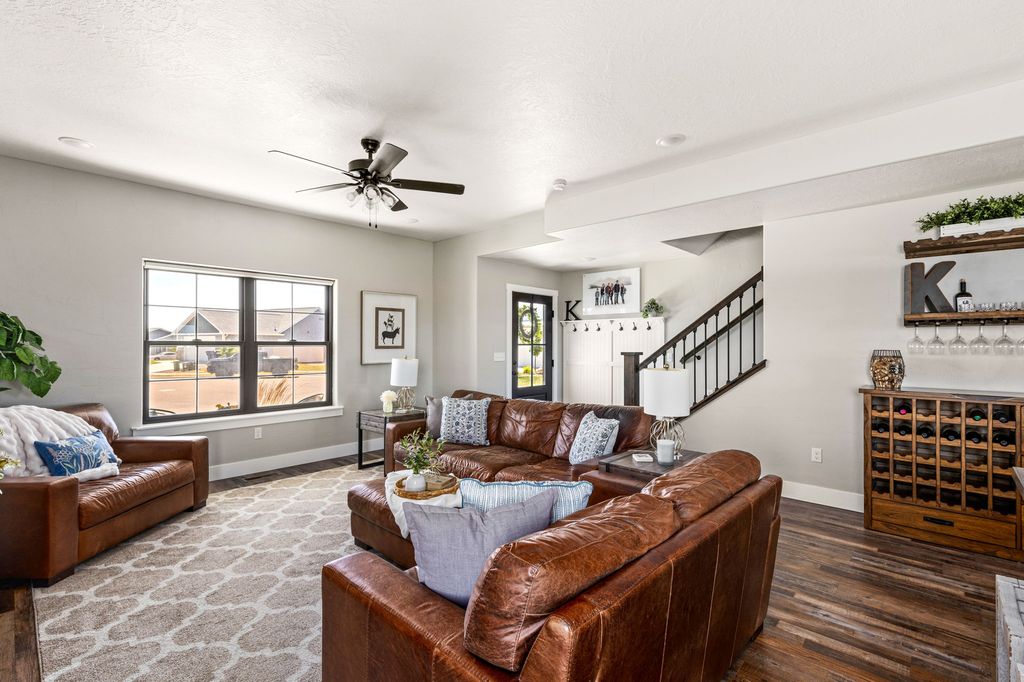 Image 10 of property listing at 2003 Meriwether Court, Great Falls, MT 59405