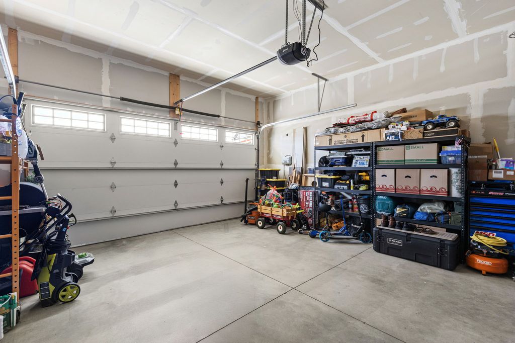 Image 45 of property listing at 2003 Meriwether Court, Great Falls, MT 59405