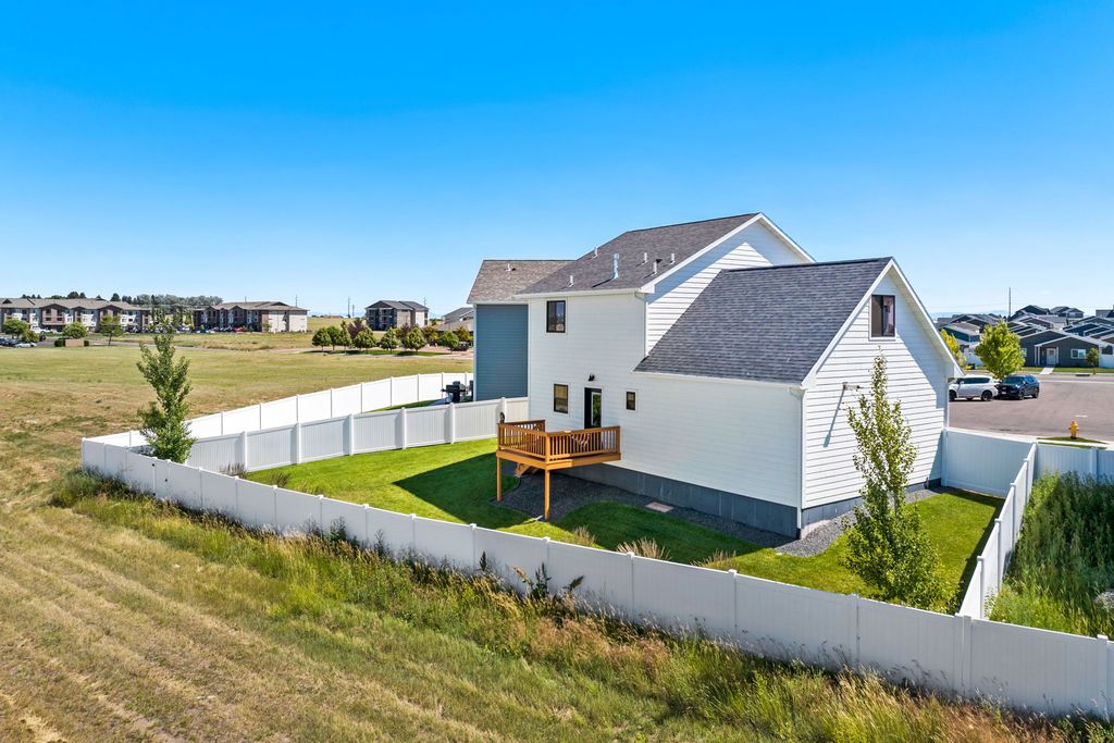 Image 50 of property listing at 2003 Meriwether Court, Great Falls, MT 59405