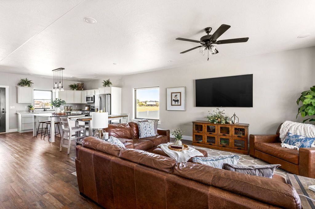 Image 8 of property listing at 2003 Meriwether Court, Great Falls, MT 59405