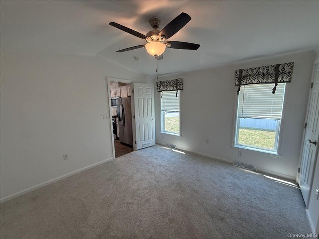 412 4TH Avenue, Middletown, NY 10940