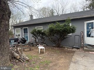 847 COUNTRY CLUB DR, Harpers Ferry, WV 25425
