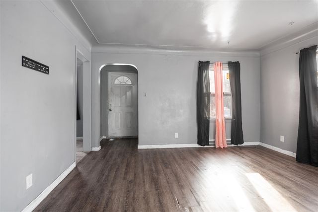 11801 Elmdale Street, Detroit, MI 48213