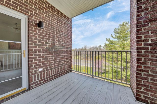 3025 McVitty Forest Dr Apt 209, Roanoke, VA 24018