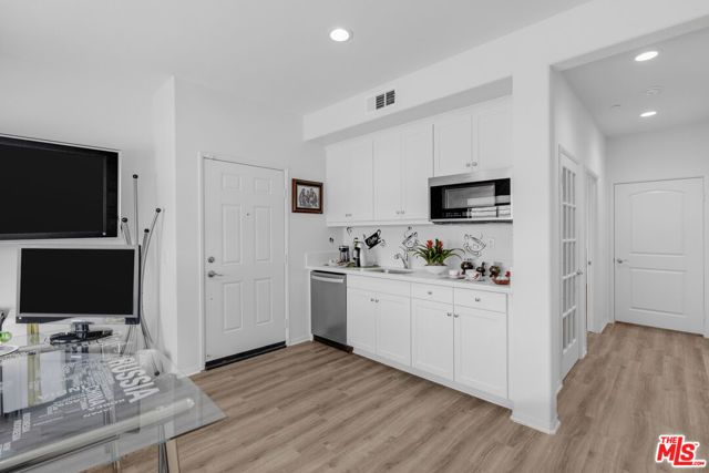 11789 Calenda Court, Victorville, CA 92392