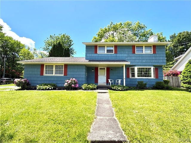 7553 Daphne Drive, Clay, NY 13212
