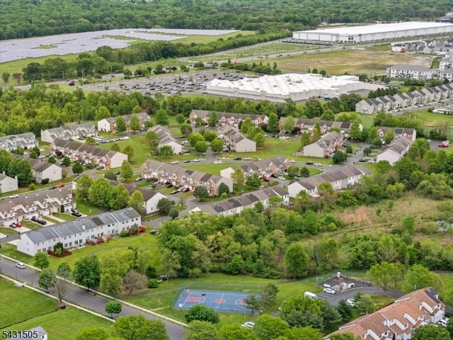 3 Caramel Dr, Lumberton Twp., NJ 08048