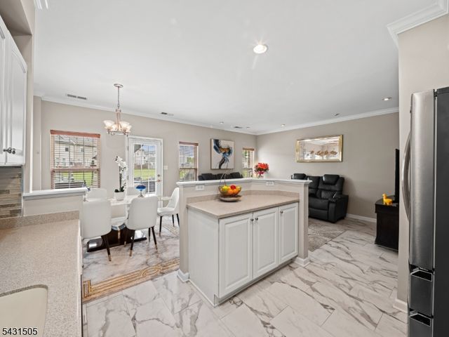 3 Caramel Dr, Lumberton Twp., NJ 08048