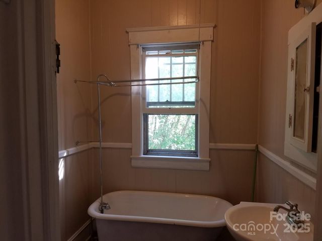 607 Lee Avenue, Wadesboro, NC 28170