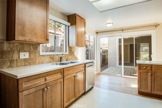 439 Longfellow, Hermosa Beach, CA 90254