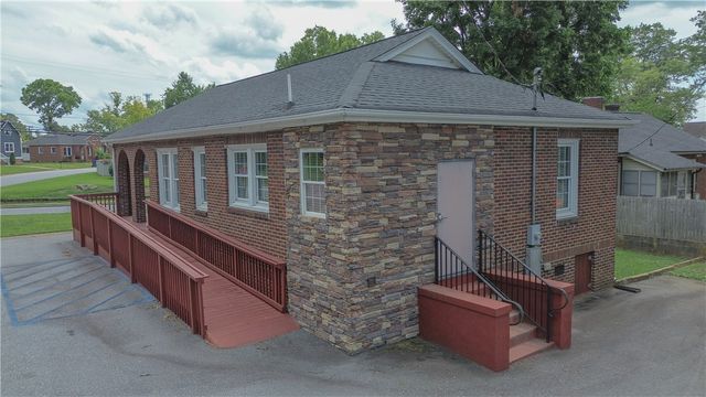 211 Cater Street, Anderson, SC 29621