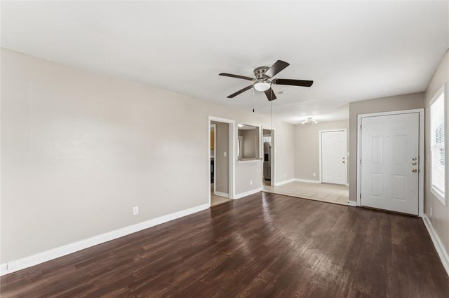 4814 Burma Road, Houston, TX 77033