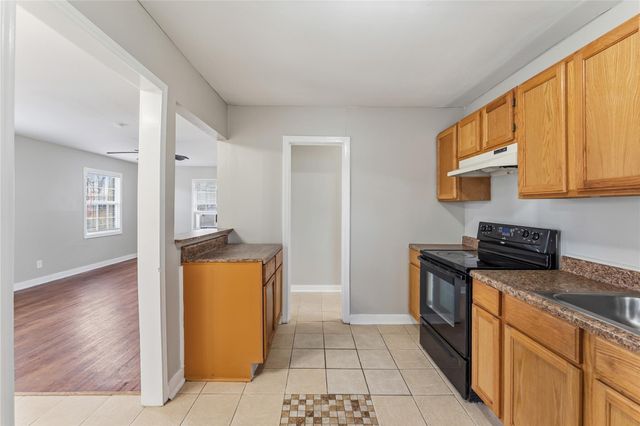 4814 Burma Road, Houston, TX 77033