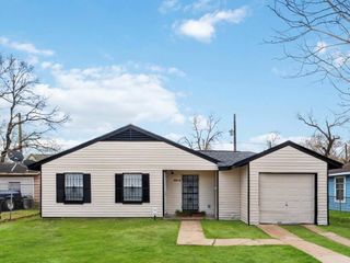 4814 Burma Road, Houston, TX 77033