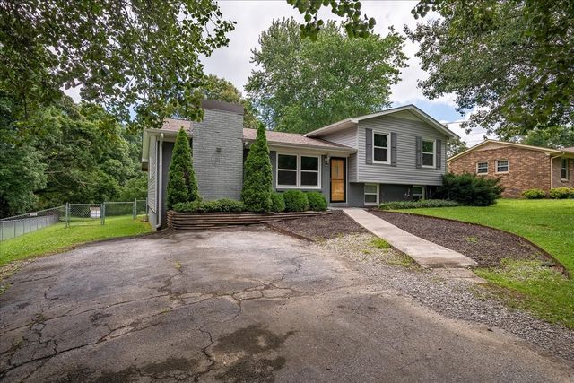 312 Prosser Rd, Lawrenceburg, TN 38464