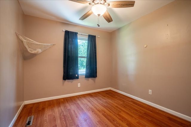 312 Prosser Rd, Lawrenceburg, TN 38464