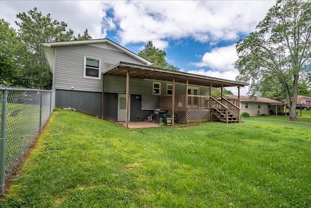 312 Prosser Rd, Lawrenceburg, TN 38464