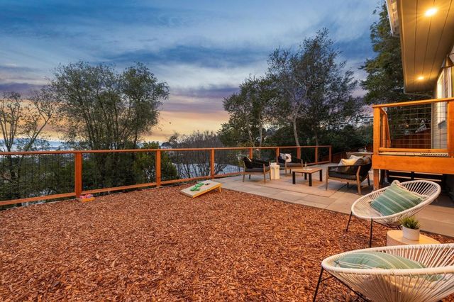 582 Euclid Ave, Berkeley, CA 94708