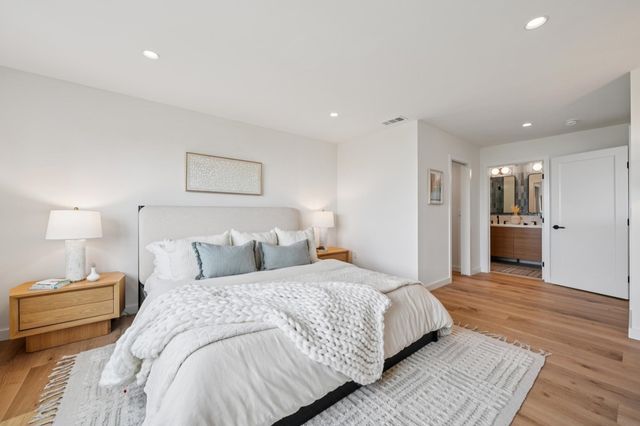 582 Euclid Ave, Berkeley, CA 94708