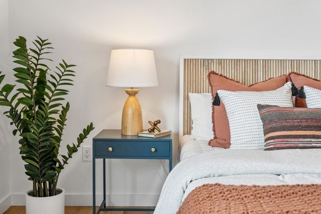 582 Euclid Ave, Berkeley, CA 94708