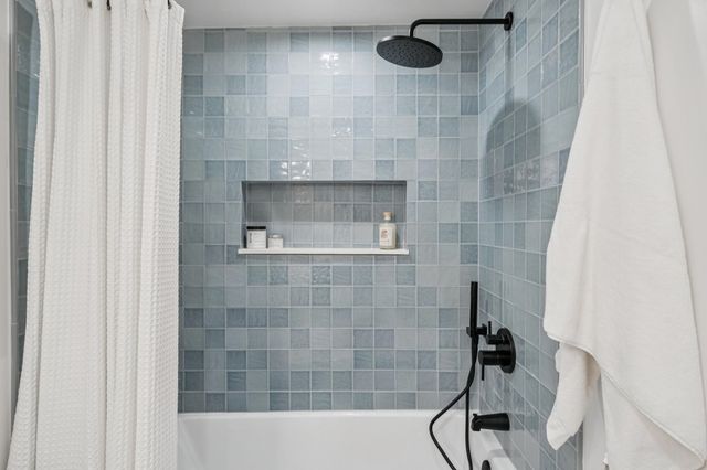 582 Euclid Ave, Berkeley, CA 94708