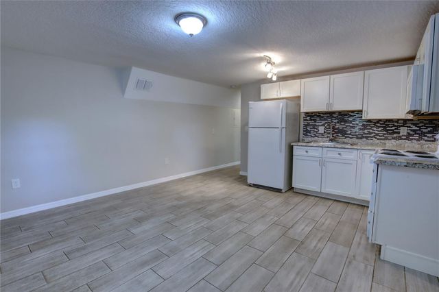 613 E 2ND STREET 101, Sanford, FL 32771