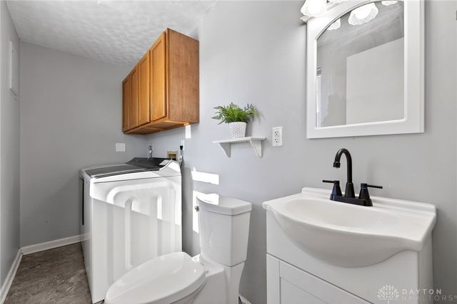 7890 Sebring Drive, Dayton, OH 45424