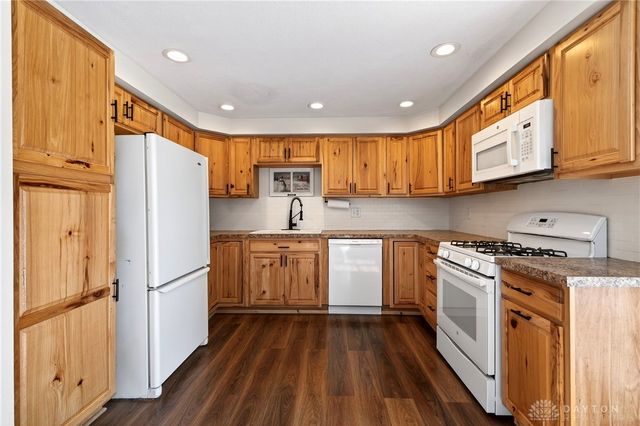 7890 Sebring Drive, Dayton, OH 45424