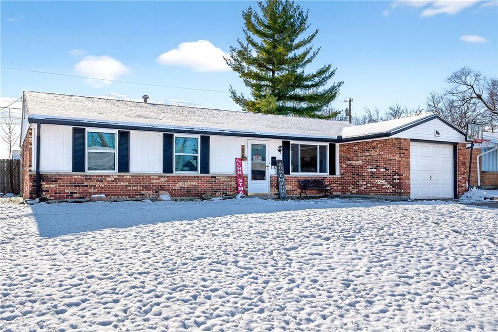 7890 Sebring Drive, Dayton, OH 45424