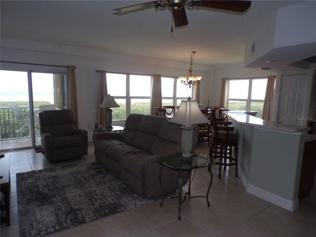 101 N MARION COURT 114, Punta Gorda, FL 33950