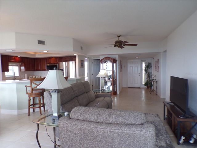 101 N MARION COURT 114, Punta Gorda, FL 33950