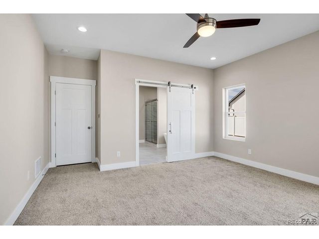 866 E Snyder Dr, Pueblo, CO 81007