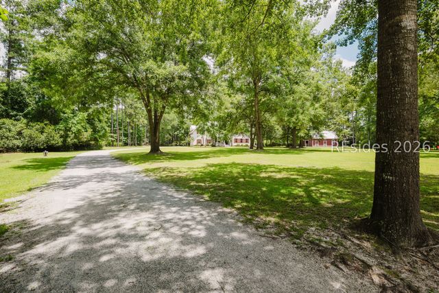 10 Derby Ct, Bluffton, SC 29910