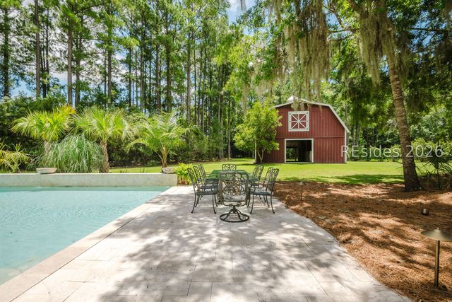 10 Derby Ct, Bluffton, SC 29910