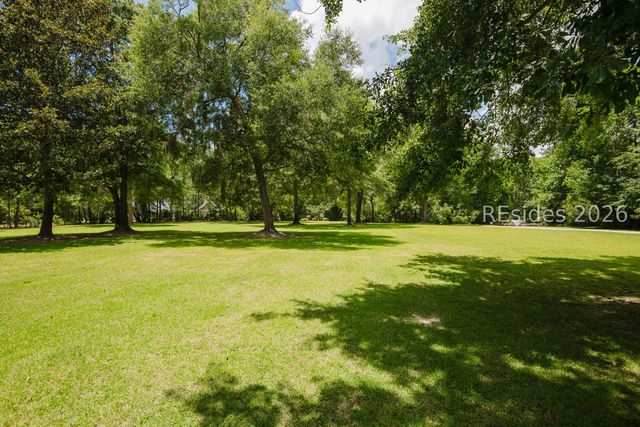 10 Derby Ct, Bluffton, SC 29910