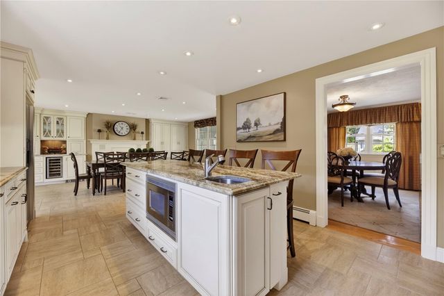 480 Comstock Parkway, Cranston, RI 02921