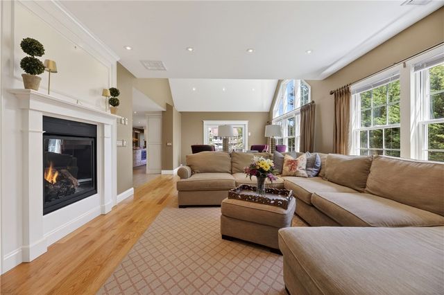 480 Comstock Parkway, Cranston, RI 02921