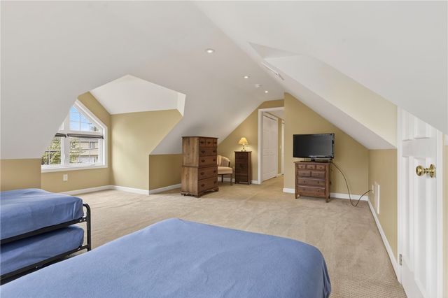 480 Comstock Parkway, Cranston, RI 02921