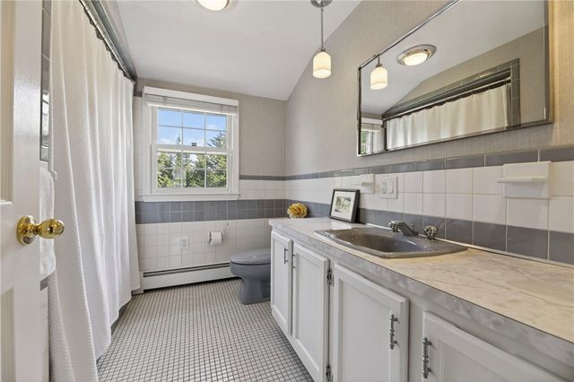 480 Comstock Parkway, Cranston, RI 02921
