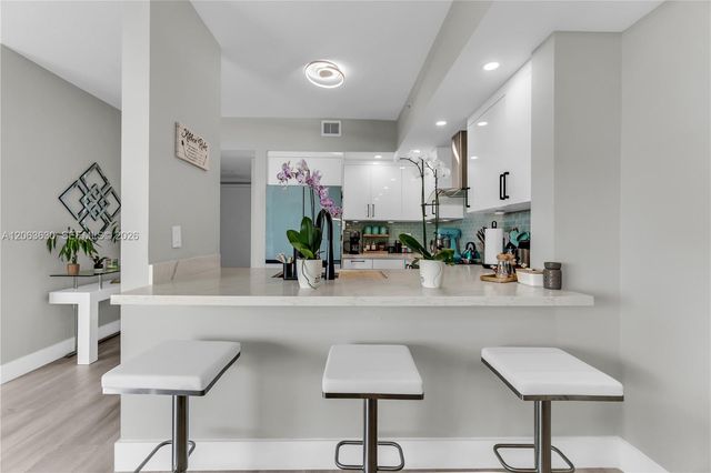9066 SW 73rd Court 1208, Miami, FL 33156