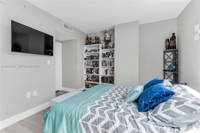 9066 SW 73rd Court 1208, Miami, FL 33156