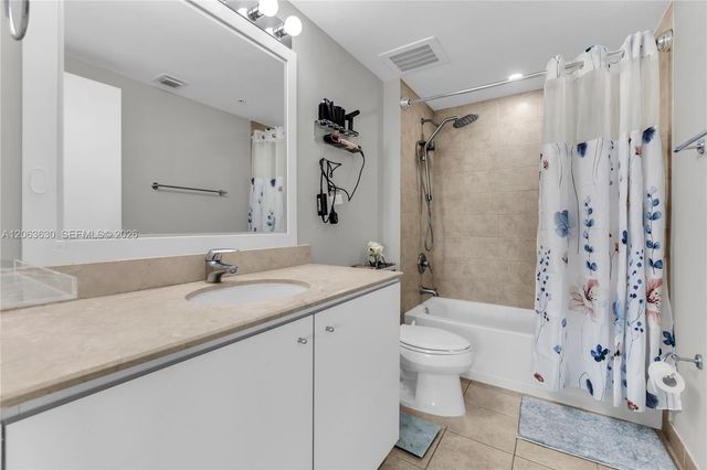 9066 SW 73rd Court 1208, Miami, FL 33156